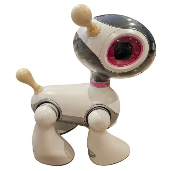 Tiger Electronics Mio Pup White Pink Bonus Sweater Booties 2007 TESTED Working - Picture 14 of 17